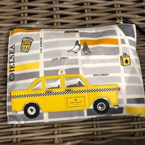 Kate Spade New York wristlet